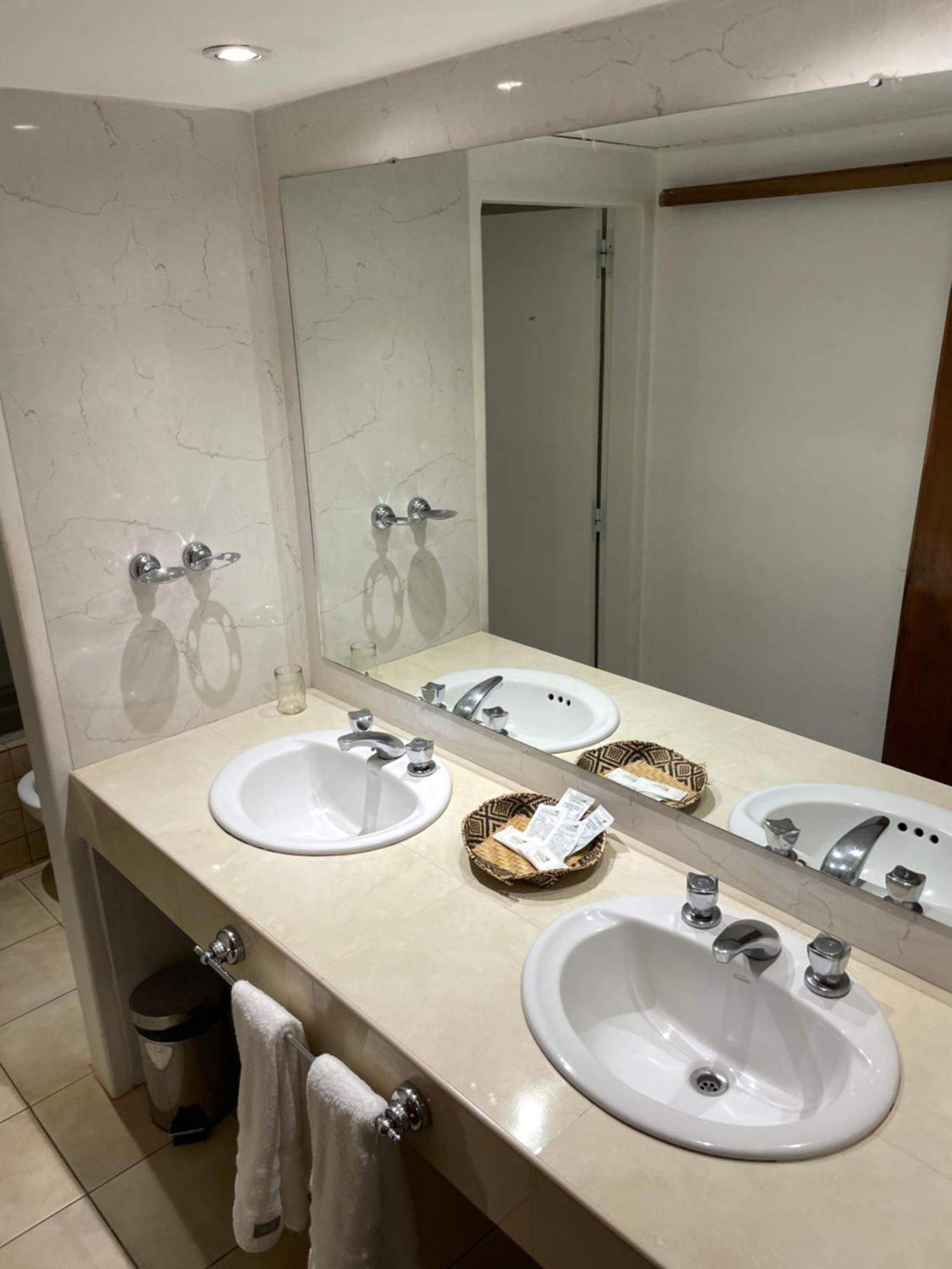 Julio Cesar Hotel Posadas Εξωτερικό φωτογραφία