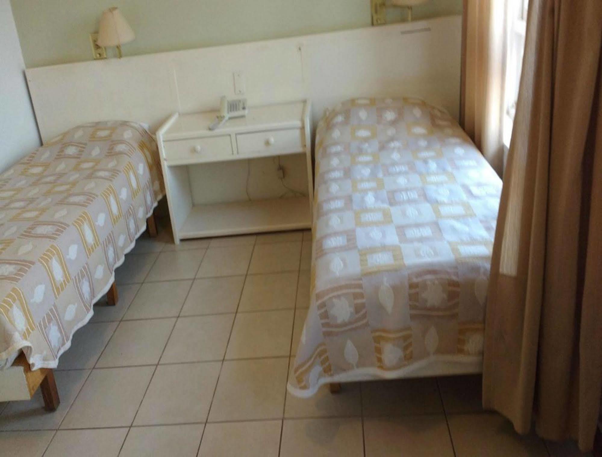 Julio Cesar Hotel Posadas Εξωτερικό φωτογραφία