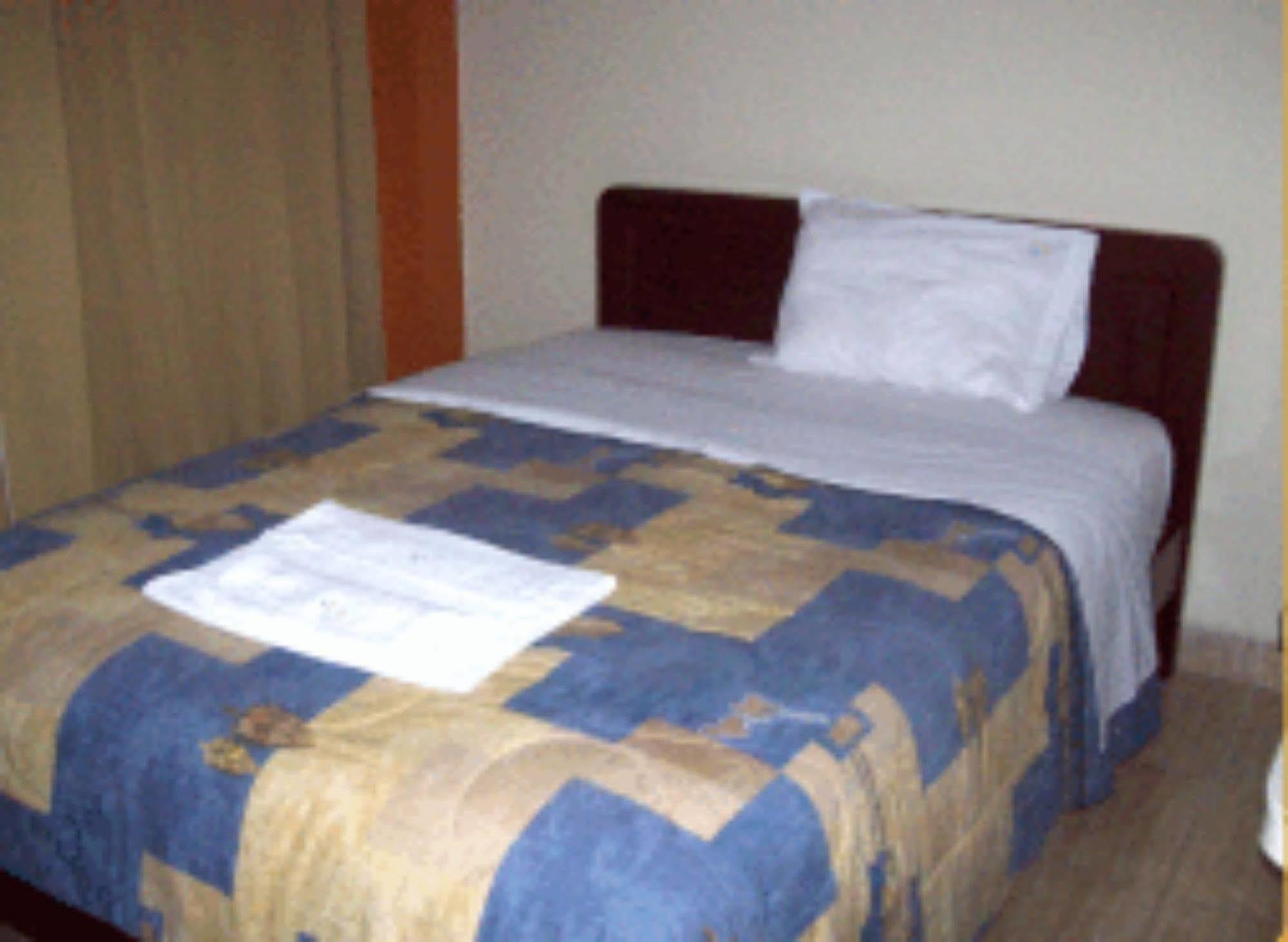 Julio Cesar Hotel Posadas Εξωτερικό φωτογραφία